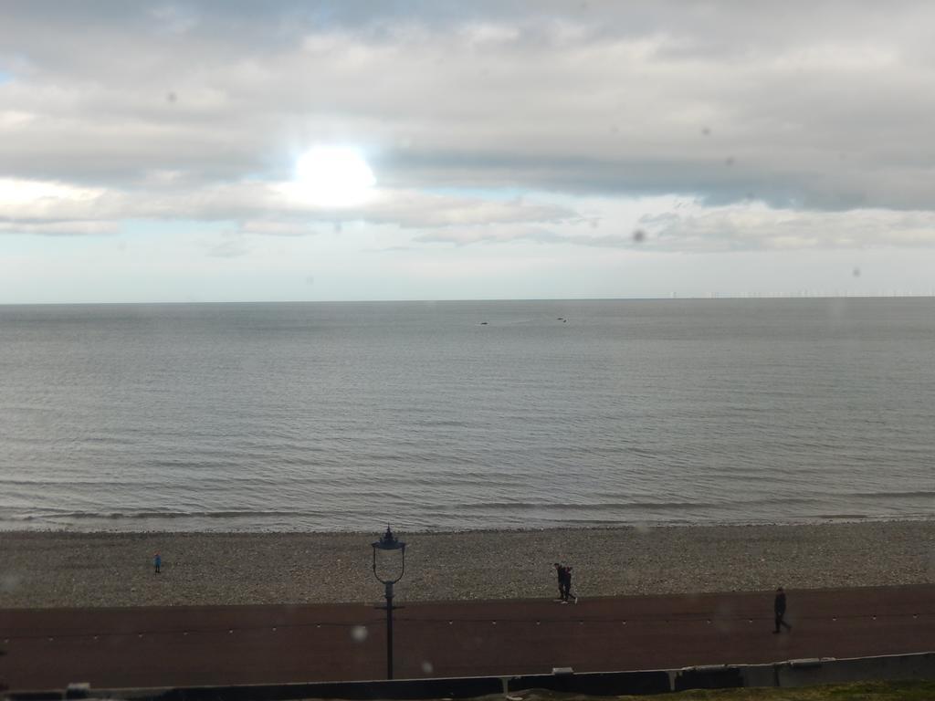 The Oasis Hotel Llandudno Quarto foto